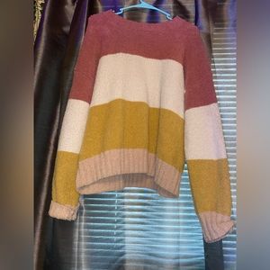 Such a cute top! But no longer fits.